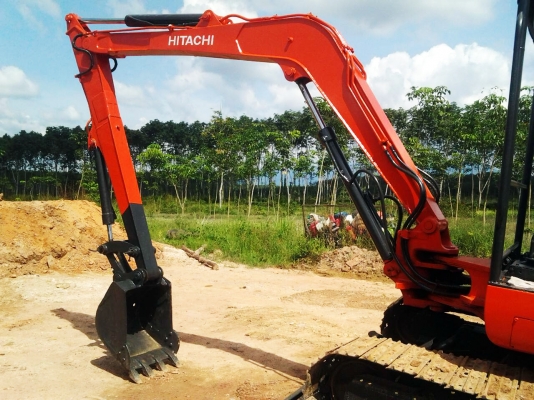 ขายรถแบ๊คโฮ ขนาด 4 ตัน ทำสี HITACHI EX-40 รุ่นใหม่ คอนโทรลสั้น บูม-อาร์มต่อยาวพิเศษ (ปรับลดราคาจาก 3