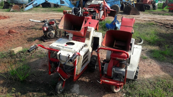 มาอีกแล้วครับ เครื่องย่อยไม้ บดไม้ ยี่ห้อ SIKOKU เก่าญี่ปุ่น เครื่อง เบนซิน ราคาตัวละ 48,000 บาท ครับ มาอีกแล้วครับ เครื่องย่อยไม้ บดไม้ ยี่ห้อ SIKOKU เก่าญี่ปุ่น เครื่อง เบนซิน ราคาตัวละ 48,000 บาท ครับ