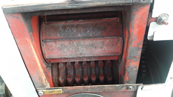 มาอีกแล้วครับ เครื่องย่อยไม้ บดไม้ ยี่ห้อ SIKOKU เก่าญี่ปุ่น เครื่อง เบนซิน ราคาตัวละ 48,000 บาท ครับ มาอีกแล้วครับ เครื่องย่อยไม้ บดไม้ ยี่ห้อ SIKOKU เก่าญี่ปุ่น เครื่อง เบนซิน ราคาตัวละ 48,000 บาท ครับ