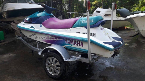 ขายเจ็ตสกีVN700 มีเกียร์ถอย3ที่นั่ง เก่าเชียงกง ลองขับแล้วสภาพดีมากพร้อมเทเลอร์ใหม่ยางใหม่หากสนใจจริงพาไปลองก่อนซื้อ ขาย 88000 บาท