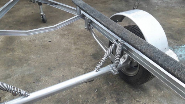 ขายเทเลอร์ลากเรือเจ้ตสกีของใหม่ทั้งหมดยางใหม่ ขาย 16500 บาท