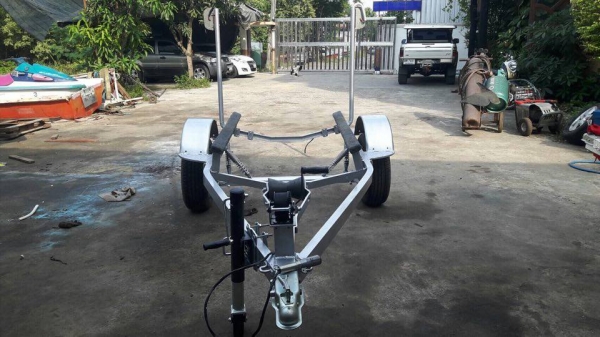 ขายเทเลอร์ลากเรือเจ้ตสกีของใหม่ทั้งหมดยางใหม่ ขาย 16500 บาท