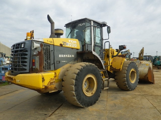 ขายรถตัก TCM ZW220