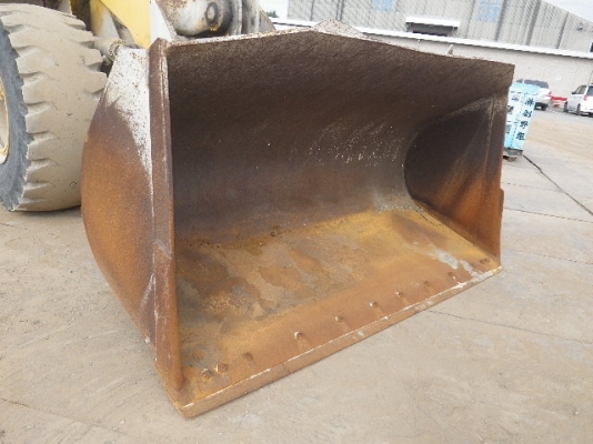 ขายรถตัก TCM ZW220