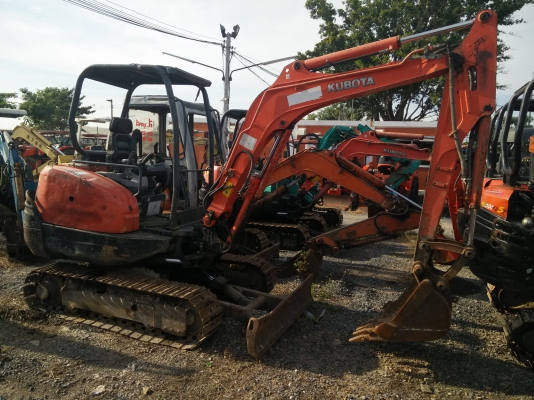 อีกคันครับ รถขุด KUBOTA KX91-3S2 ตามสภาพ เครื่องยนต์ดี เอวแน่น สนใจติดต่อมาเลยครับ