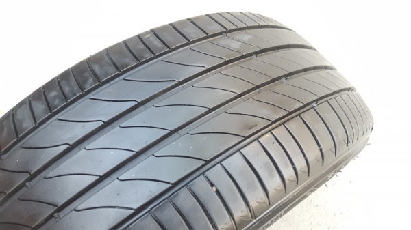 ขายยาง215/60/16 ปี 15 MICHERLIN 3ST 4 เส้น