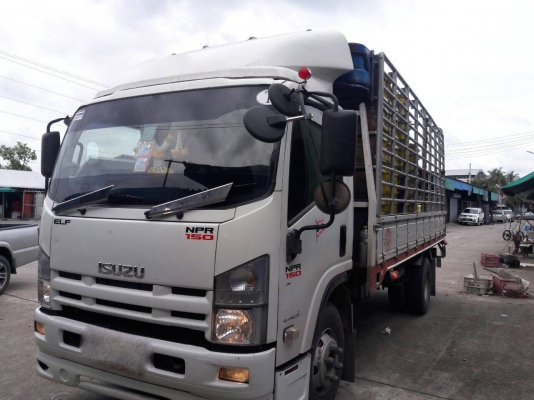 รถอีซูซุ 6 ล้อ NPR 150 แรงม้า. ปี 54. สนใจติดต่อ 081 - 6079515