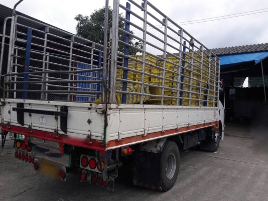 รถอีซูซุ 6 ล้อ NPR 150 แรงม้า. ปี 54. สนใจติดต่อ 081 - 6079515