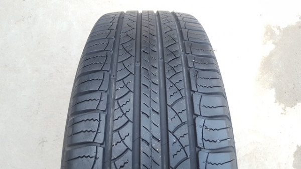 ขายยาง225/65/17 ปี 4514 MICHERLIN 4 เส้น