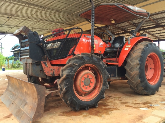 Kubota M7040 หาง5ใบดัน ปี51 เล่มพร้อมโอน. ยางหน้าใหม่สวย