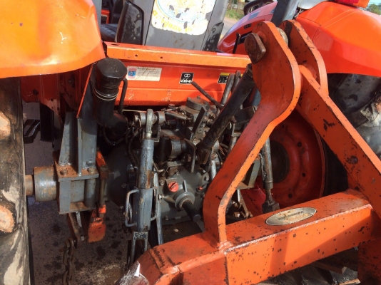 Kubota M7040 หาง5ใบดัน ปี51 เล่มพร้อมโอน. ยางหน้าใหม่สวย