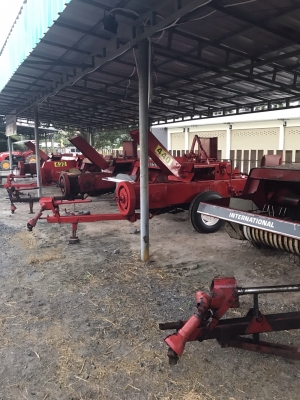 ขายเครื่องอัดฟางนำเข้า ขายเครื่องอัดฟางนำเข้า