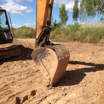 ขอบคุณเสี่ยยโสธร รถแบคโฮ Komatsu -5 120 ไฟฟ้าตัดรถหน้างาน ราคาคุยได้