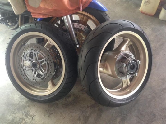 ขายล้อcb1300sf มือ2 japan