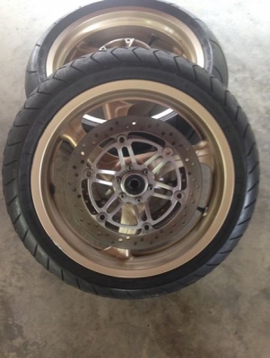 ขายล้อcb1300sf มือ2 japan