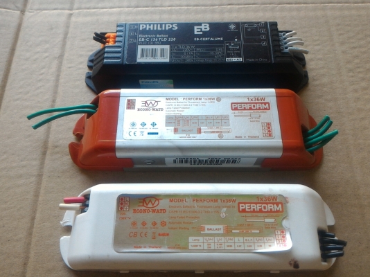 บัลลาสต์ อิเล็คโทรนิคแบบไม่ต้องใช้สตาร์เตอร์ช่วย เปิดติดไว ขนาด36W. ประหยัดไฟ ไม่ร้อน ใช้ไฟบ้าน 220-