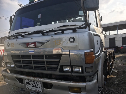 **ราคา 68,000 ** หัวเก๋ง HINO SS หัวใหญ่ 3ใบปัด สภาพสวยสุดๆ รักษามาก ไม่มีผุ กำลังจะยกลงจากรถ ขายด่วนนนน