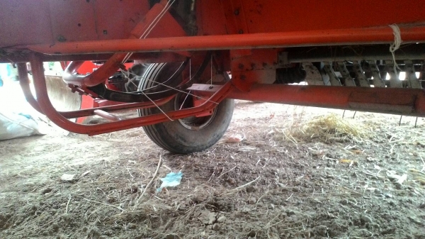 ขายเครื่องอัดฟาง คู้โบต้า HB 130 175000 บาท พร้อมใช้งาน ด่วน วันทูคอล 0986683479 dtac 0991751349 สิทธิ์ คับ