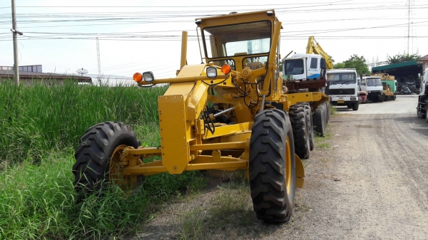 รถเกรด CAT 12G 61M ซีเรียล 10300 เอกสารเล่มทะเบียน