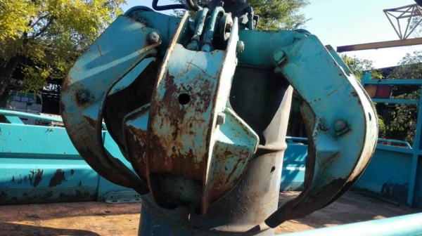 ขาย10ล้อ1เพลา พร้อมเฮี๊ยบมือ ขยุ้ม3ตัน สภาพพร้มใช้งาน เครื่อง165 6D14 กระบะ6เมตร