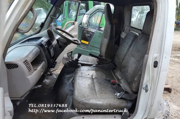 FROM JAPANหัวเก๋งรถบรรทุก4ล้อใหญ่,6 ล้อเล็ก /CABIN TOYOTA:DYNA-LY235R-300 (รุ่นใหม่/ตาหวาน/ยกหัวไม่ได้/มีขาหลัง)ราคาเพียง 52,000 บาท สนใจรีบติดต่อ 0819337688