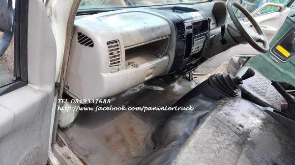 FROM JAPANหัวเก๋งรถบรรทุก4ล้อใหญ่,6 ล้อเล็ก /CABIN TOYOTA:DYNA-LY235R-300 (รุ่นใหม่/ตาหวาน/ยกหัวไม่ได้/มีขาหลัง)ราคาเพียง 52,000 บาท สนใจรีบติดต่อ 0819337688