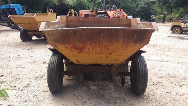 ขายรถดั๊มเปอร์พร้อมเครื่องสูบเดียวตามสภาพ 2คัน ขายคันล่ะ25000บาทครับ