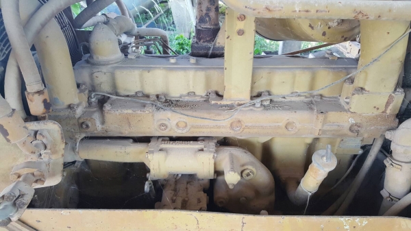 ขาย แทรคเตอร์ CAT D5B เกียร์ตัด เครื่อง 10Z ช่วงล่างเต็ม แถมใบตีนเป็ดให้อีก 1 ชุด เอกสารใบซื้อขาย ราคาคุยกันได้ครับ