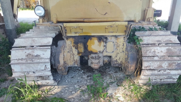 ขาย แทรคเตอร์ CAT D5B เกียร์ตัด เครื่อง 10Z ช่วงล่างเต็ม แถมใบตีนเป็ดให้อีก 1 ชุด เอกสารใบซื้อขาย ราคาคุยกันได้ครับ