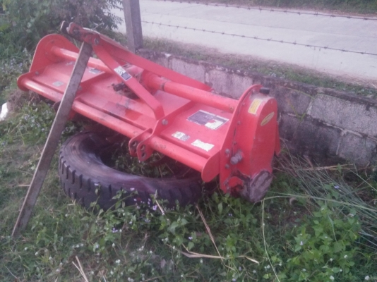 โลตาลี่ 1.60 เมตร  สภาพพร้อมใช้งาน