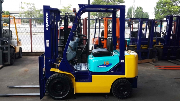 ขายรถยก Komatsu ดีเซล 1.5 ตัน  สภาพดี  ราคาถูก