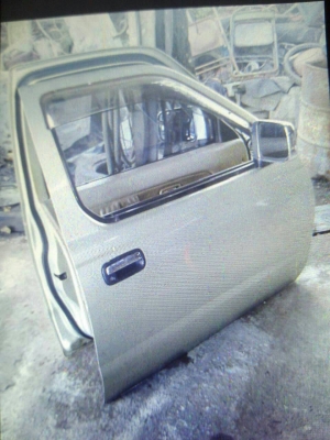 ประตูพร้อมกระจกไฟฟ้า นิสสันฟอร์นเทีย