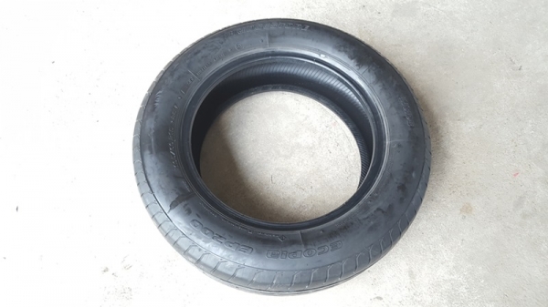 ขายยาง195/60/15 ปี 14 BRIDGESTONE EP200  2 เส้น
