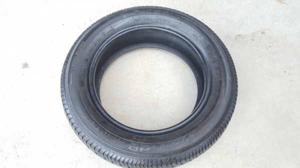 ขายยาง185/60/15 ปี 15 YOKOHAMA E70 4 เส้น ขายยาง185/60/15 ปี 15 YOKOHAMA E70 4 เส้น