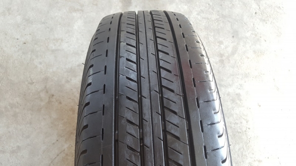 ขายยาง215/70/16 ปี 14 BEIDGESTONE R611 4 เส้น