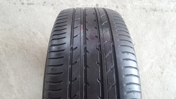 ขายยาง205/55/16 ปี 14 YOKOHAMA E70 4 เส้น ขายยาง205/55/16 ปี 14 YOKOHAMA E70 4 เส้น