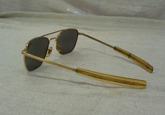 แว่นตาวินเทจอเมริกันเสืออากาศ ราคานักศึกษา! Original COMMAND handmade in USA 23 KGP แว่นตาวินเทจอเมริกันเสืออากาศ ราคานักศึกษา! Original COMMAND handmade in USA 23 KGP