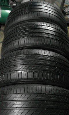 225/50R17  MICHELIN  ชุด 4 เส้น  tel. 081-427-3941