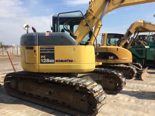 Komatsu PC128US-2EO ปี 2003 ใบแทร็คติดก้อนยาง นำเข้าจากญี่ปุ่น ราคาไม่แพงครับ Komatsu PC128US-2EO ปี 2003 ใบแทร็คติดก้อนยาง นำเข้าจากญี่ปุ่น ราคาไม่แพงครับ