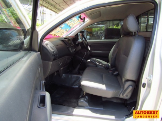 TOYOTA VIGO 2.7CAB CNG ปี2014