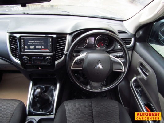 MITSUBISHI TRITON PLUS 2.4 GLS Navi MT ปี 2015