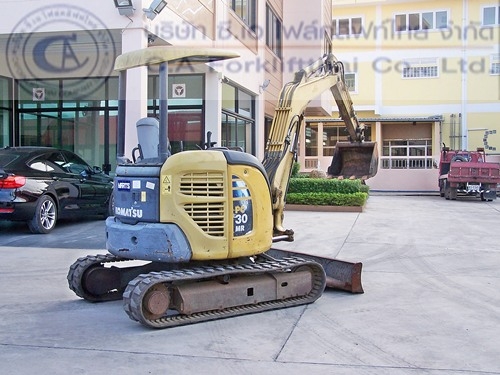 ขาย รถขุดแบคโฮ KOMATSU รุ่น PC30MR-2 ใช้งานมาเพียง 1560 ชม เหมือนใหม่