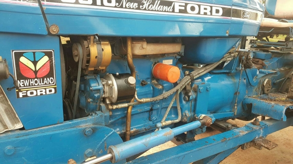 ฟ๊อตรุ่น6600T6 พร้อมเล่มทะเบียนชุดโอน อุปกรณ ผานหน้า หลัง เครื่องดีแน่น สภาพพร้อมไช้ เอกสารพร้อมโอน ราคาต่อลอง 0811336755 ภัทร