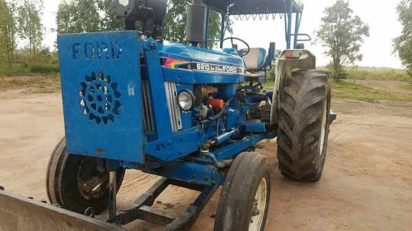 ฟ๊อตรุ่น6600T6 พร้อมเล่มทะเบียนชุดโอน อุปกรณ ผานหน้า หลัง เครื่องดีแน่น สภาพพร้อมไช้ เอกสารพร้อมโอน ราคาต่อลอง 0811336755 ภัทร