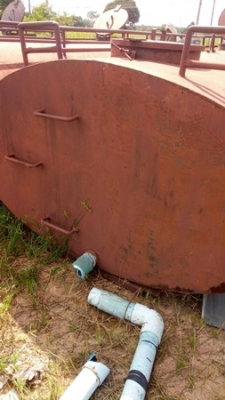 ถังน้ำตั้งพื้นหรือบนกระบะรถได้  ขนาดยาว 3.60 เมตร   ขนาดกว้าง  2.00 เมตร    ขนาดบรรจุ 6,000 ลิตร มี 3 ลูก