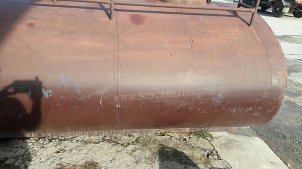 ถังน้ำตั้งพื้นหรือบนกระบะรถได้  ขนาดยาว 3.60 เมตร   ขนาดกว้าง  2.00 เมตร    ขนาดบรรจุ 6,000 ลิตร มี 3 ลูก