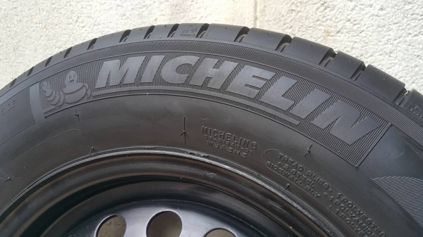 ยาง Michelin Energy XM2 ขนาด 175/70 R13 ปี 0213 ยาง Michelin Energy XM2 ขนาด 175/70 R13 ปี 0213