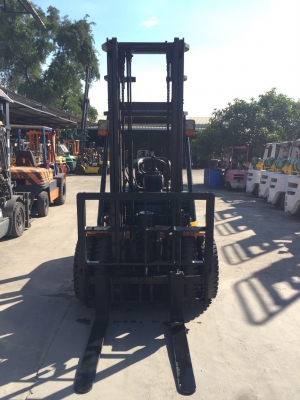 TOYOTA 7FD30 เครื่องดีเซล เสาสูง4เมตร งาเท สนใจติดต่อ083-062-0223(ปอน)