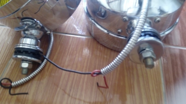 ไฟสปอร์ตไลด์8นิ้ว