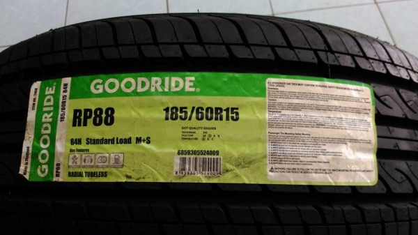 ยางใหม่ Goodride RP88 185 60 15 ผลิตปี 2016 ยางใหม่ ผลิตไทย ขายถูก ทั้งชุด 5,000 บาท ใส่ ถ่วง เปลี่ยนจุ๊บใหม่ฟรี ยางใหม่ Goodride RP88 185 60 15 ผลิตปี 2016 ยางใหม่ ผลิตไทย ขายถูก ทั้งชุด 5,000 บาท ใส่ ถ่วง เปลี่ยนจุ๊บใหม่ฟรี
